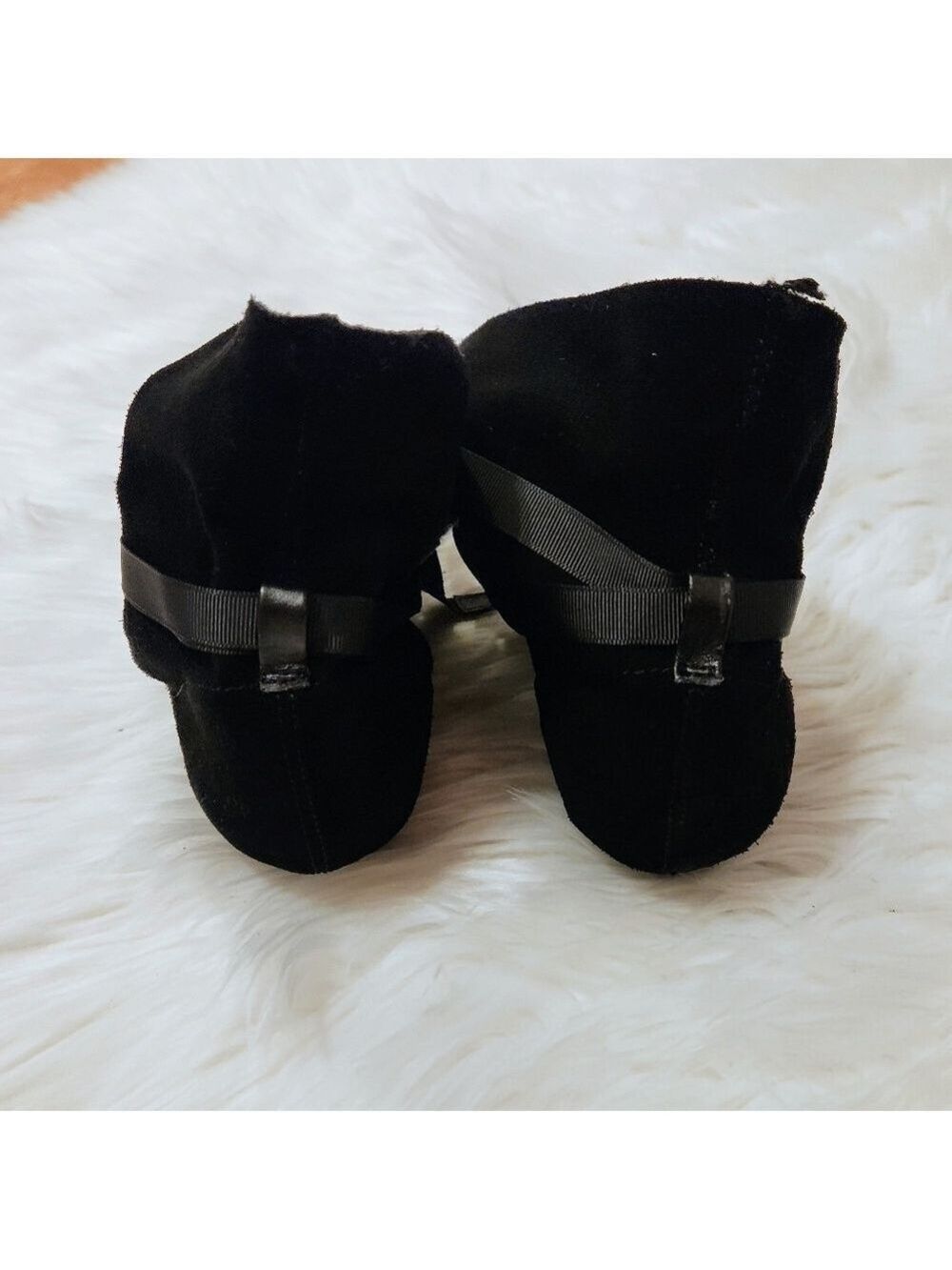 Chinese Laundry Black Suede Thong Flat Sandals Size 7.5 Medium - Picture 7 of 12